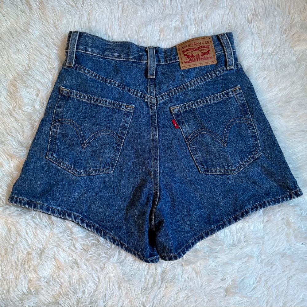 Levi’s High Waisted Mom Shorts